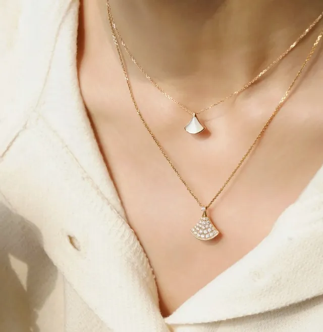Bvlgari Divas’ Dream corrente de ouro branco pingente em forma de leque colar 7