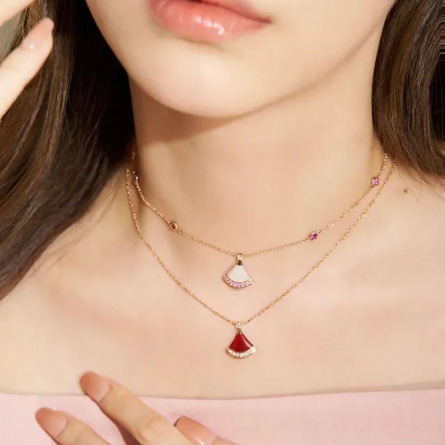 Bvlgari Divas’ Dream Red Enamel and Diamond Pendant Necklace 5