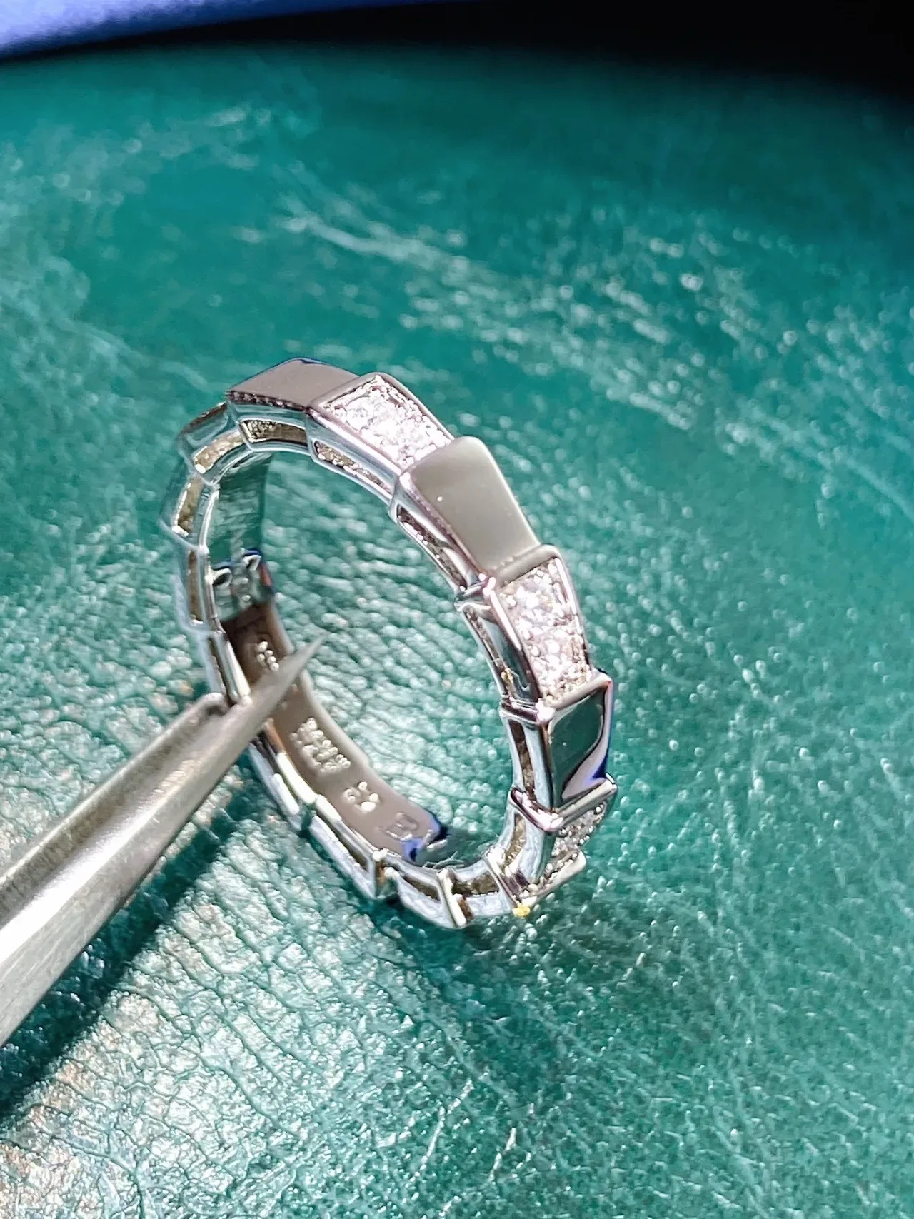 Bvlgari Bague Or Multicolore Géométrique Bande Enchaînée Inlay Émail 6