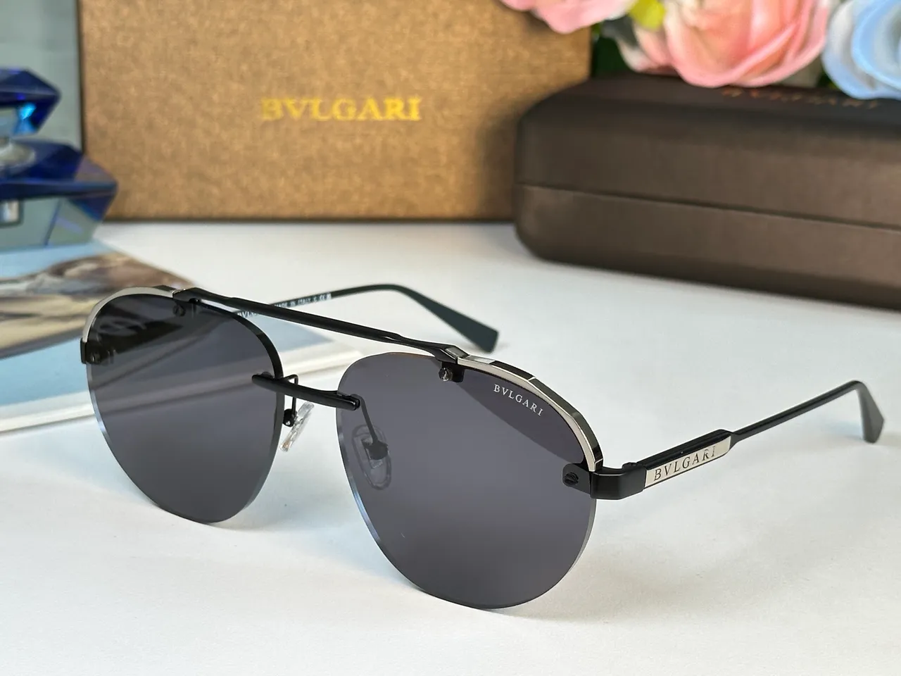 Bvlgari Octo Finissimo Negro Plateado Estilo Aviador Forma Escudo Lentes Gafas de sol 3