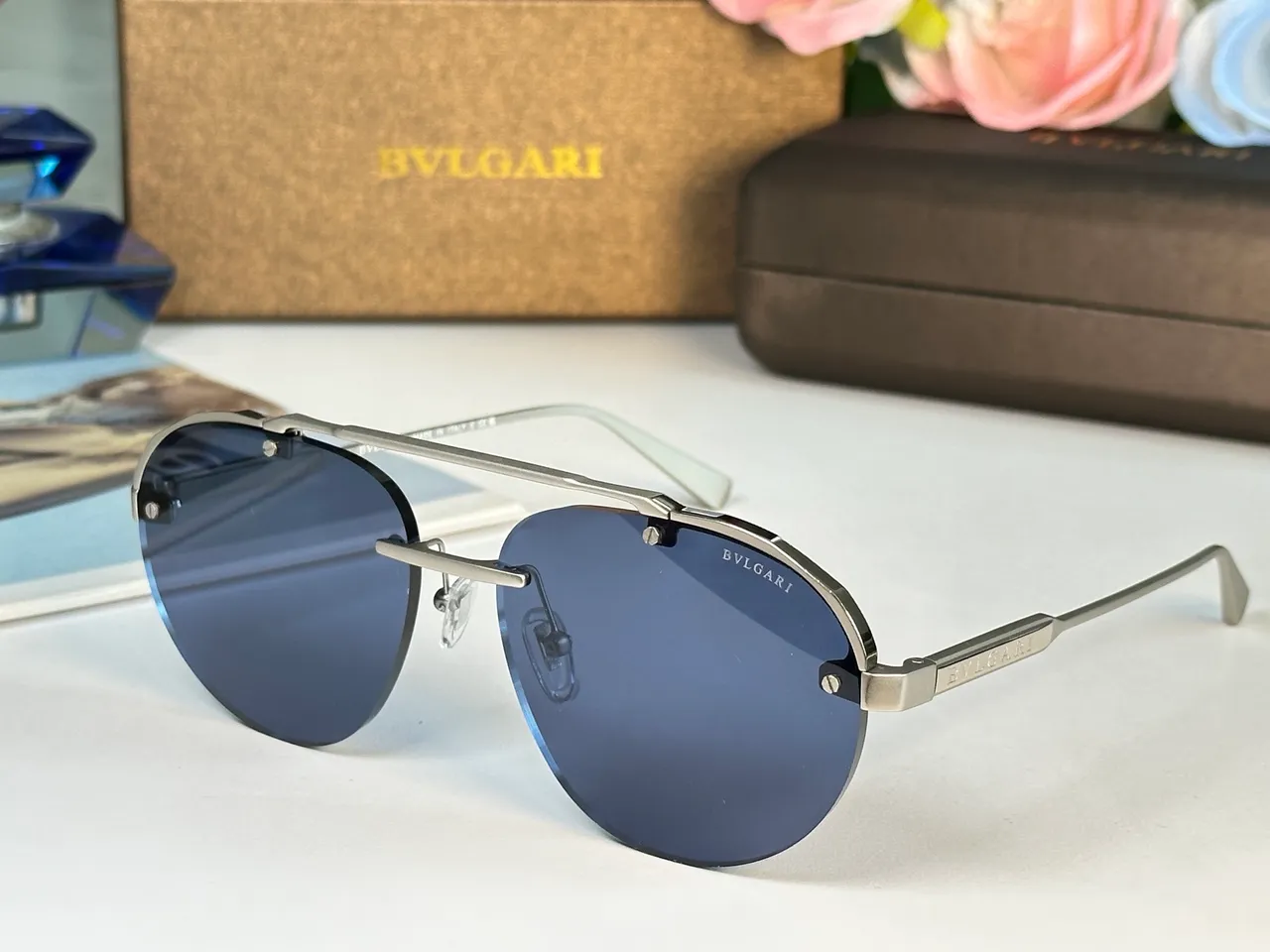 Bvlgari Octo Finissimo Negro Plateado Estilo Aviador Forma Escudo Lentes Gafas de sol 4