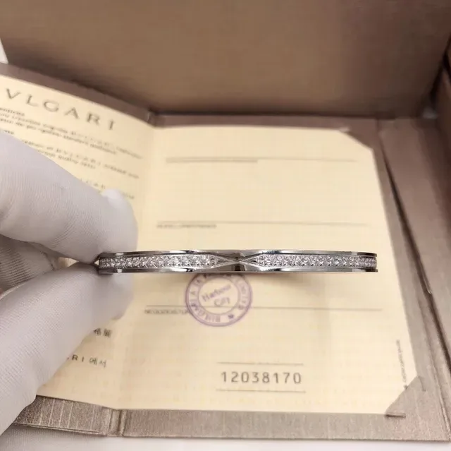 Bvlgari Bracelet Rigide Pavé Cristal Or Rose 4