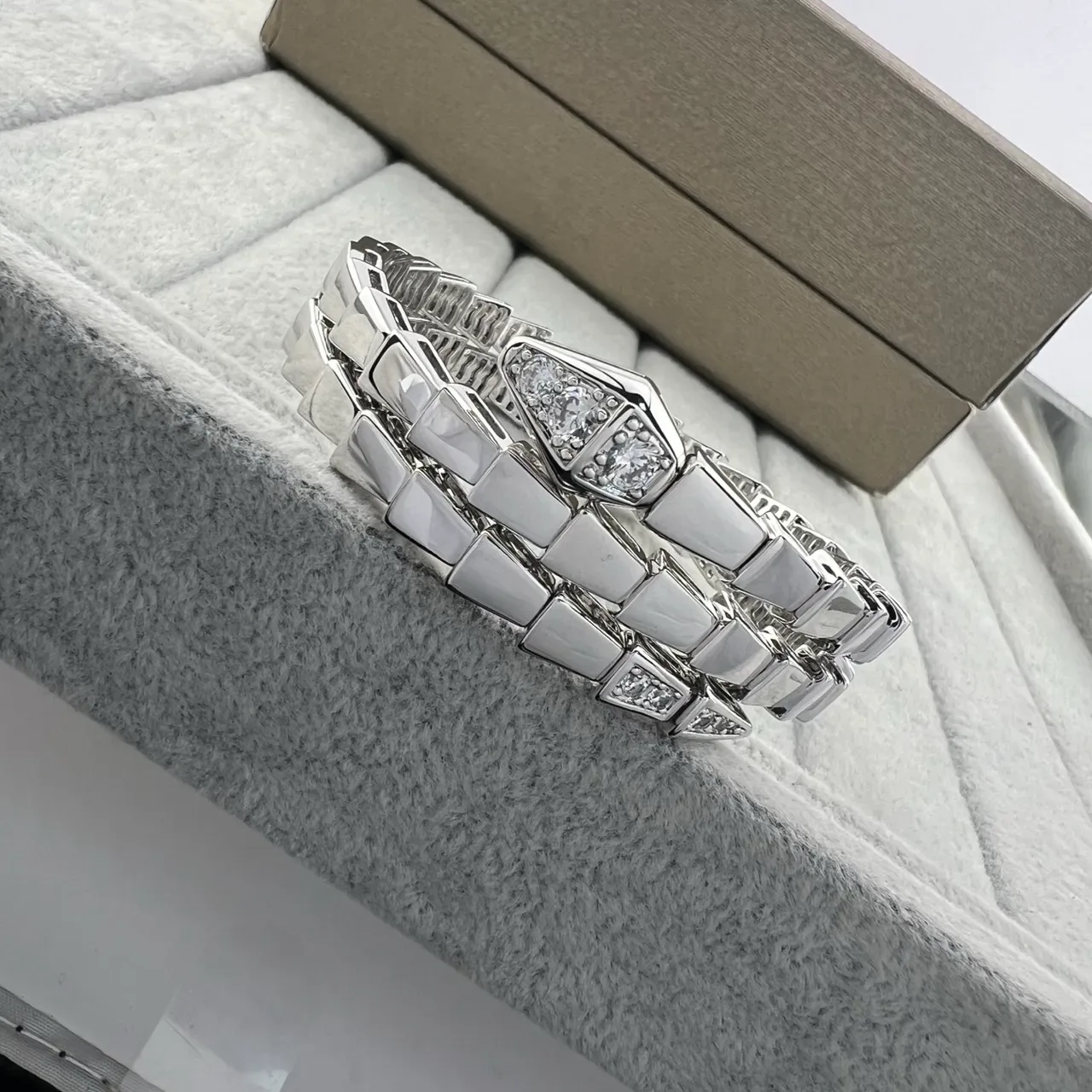Bvlgari Serpenti Prata Dourado Serpente Enrolada Elos de Escamas Articulados Pulseira 3