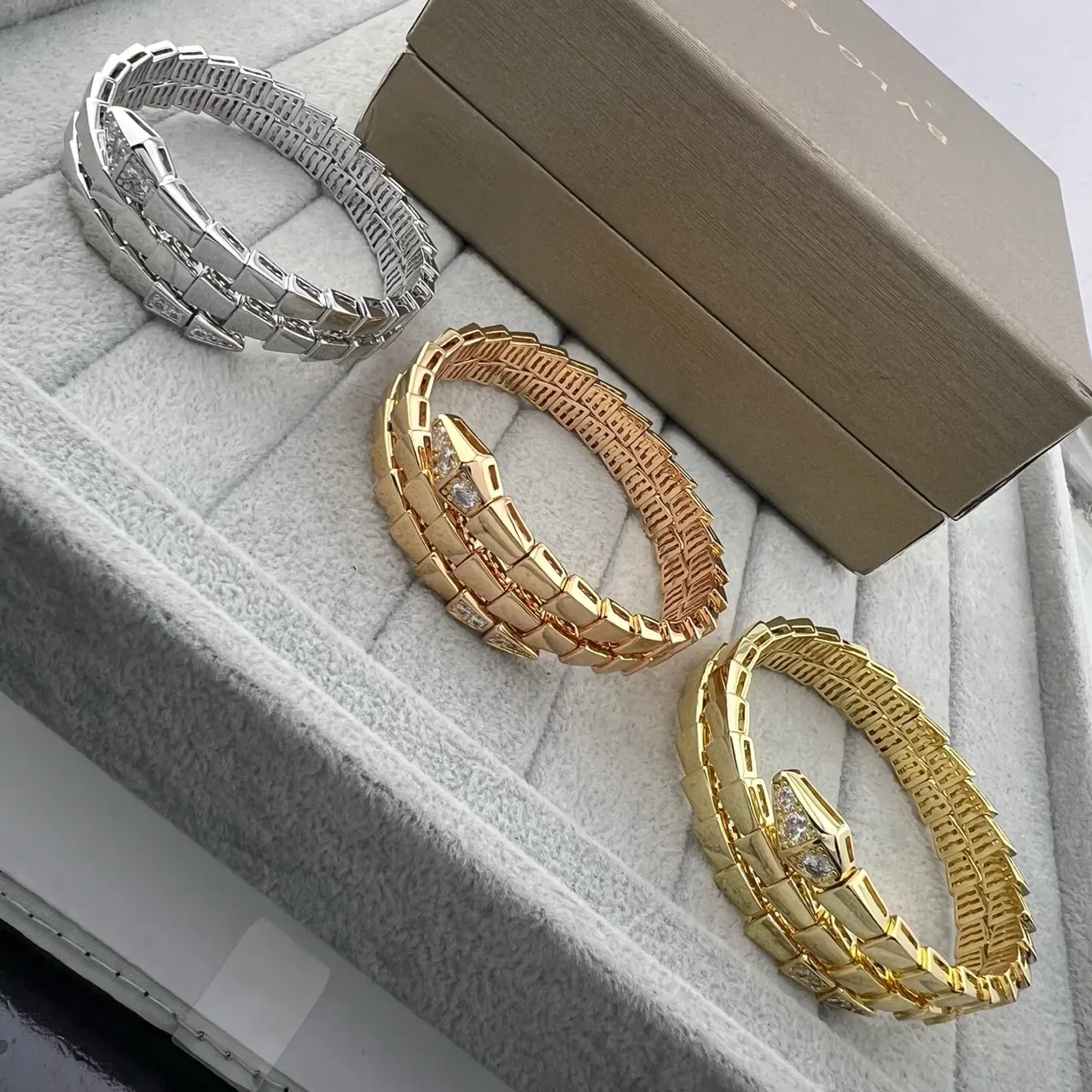 Bvlgari Serpenti Prata Dourado Serpente Enrolada Elos de Escamas Articulados Pulseira 6