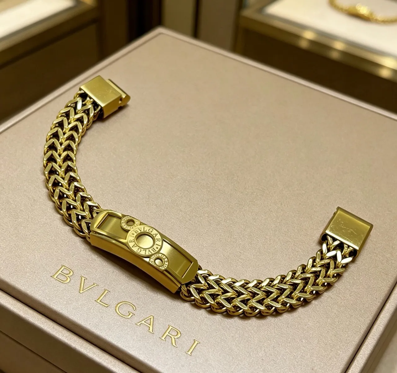 Bvlgari বোনা চেইন গোল্ড-টোন ব্রেসলেট 2