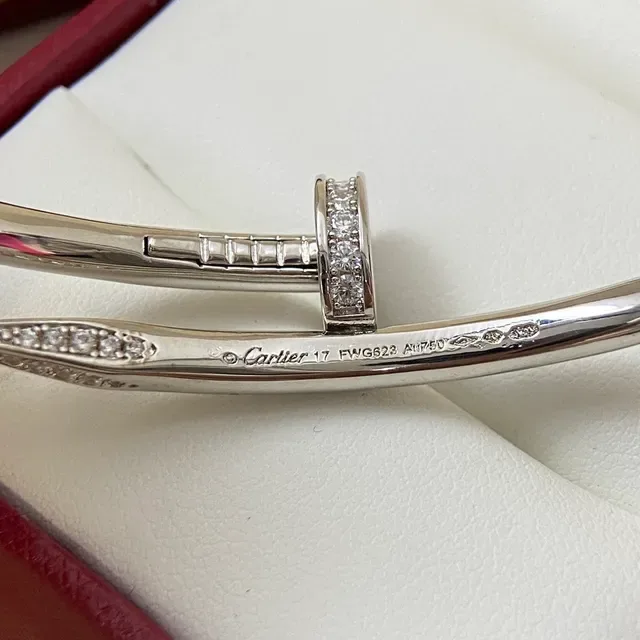 Cartier Juste un Clou Pavé-Set Nail Motif Pulseiras 5