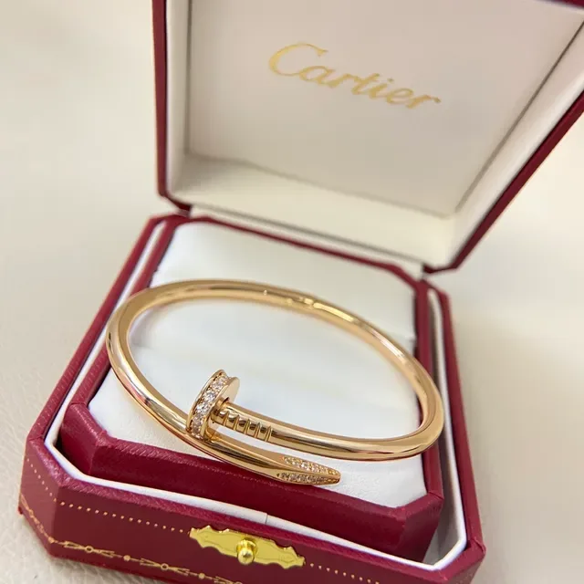 Cartier Juste un Clou Pavé-Set Nail Motif Pulseiras 8