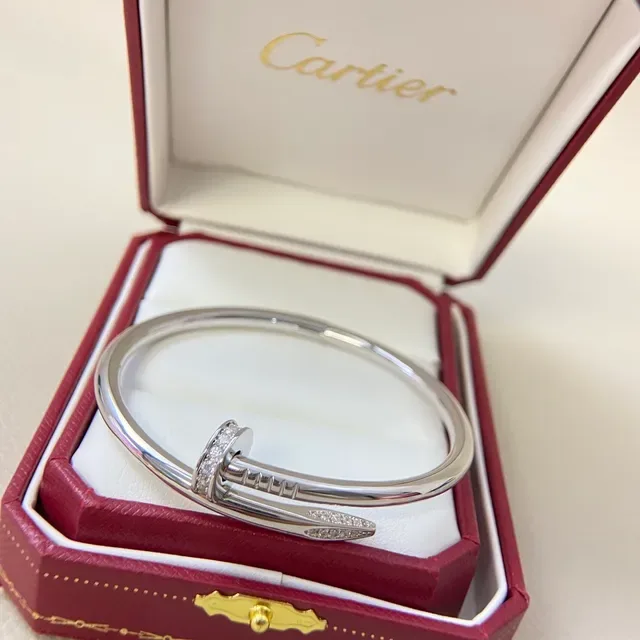 Cartier Juste un Clou Pavé-Set Nail Motif Pulseiras 9