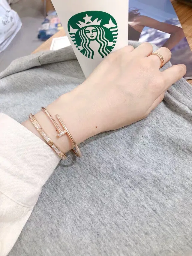 Pulseira Cartier Juste un Clou Ouro Rosa Diamantes Pavé 4