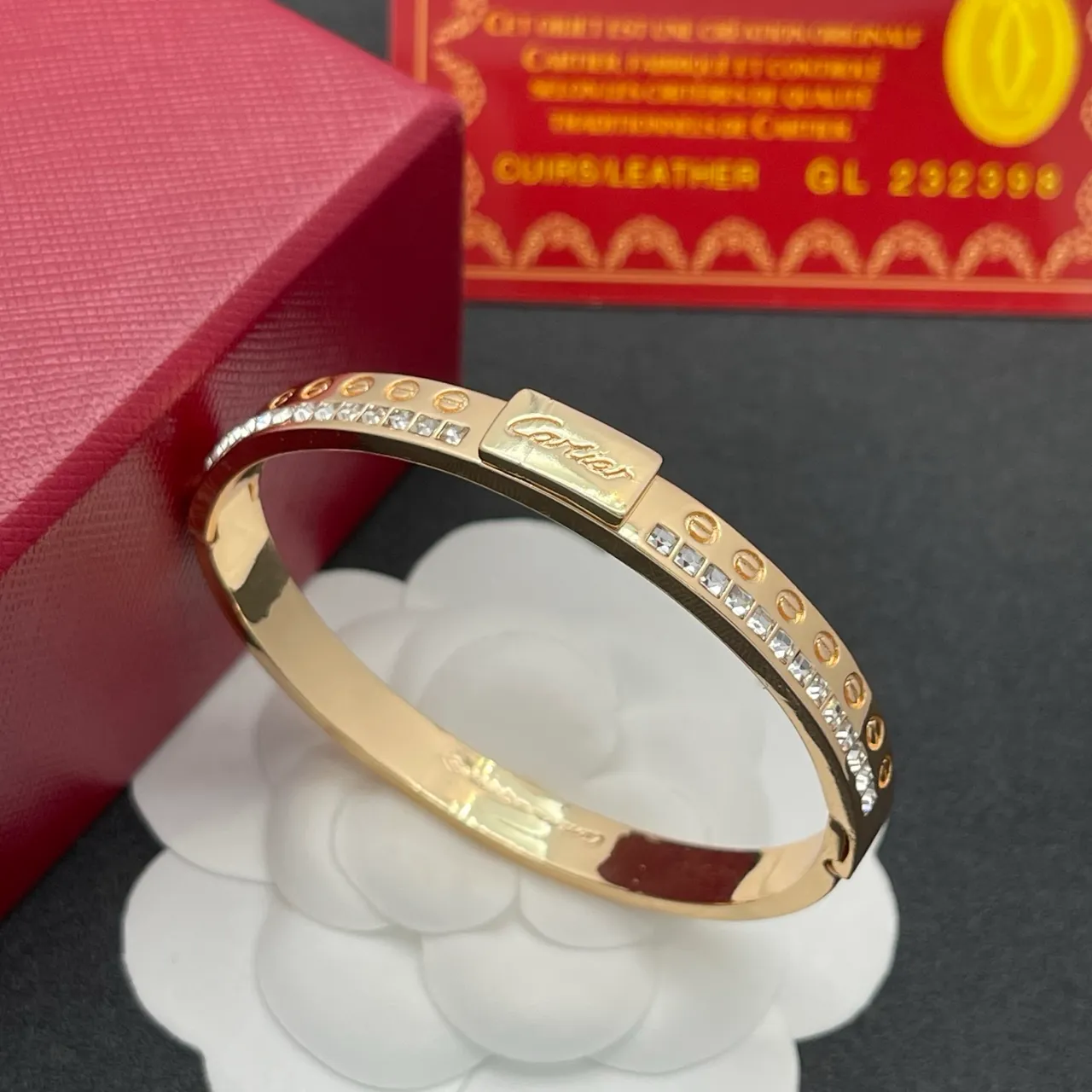 Bracelet Cartier Love or transparent pavé de cristal 8