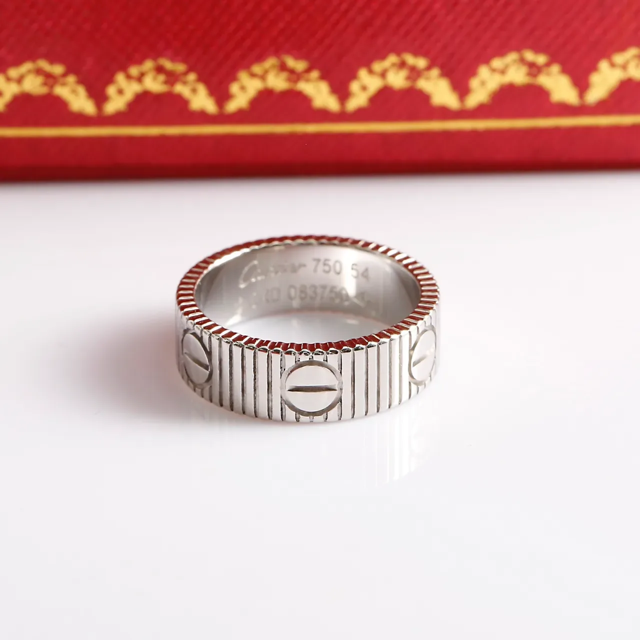 Bague Cartier Love Argent et Or Rose Motif Vis Filetée 4