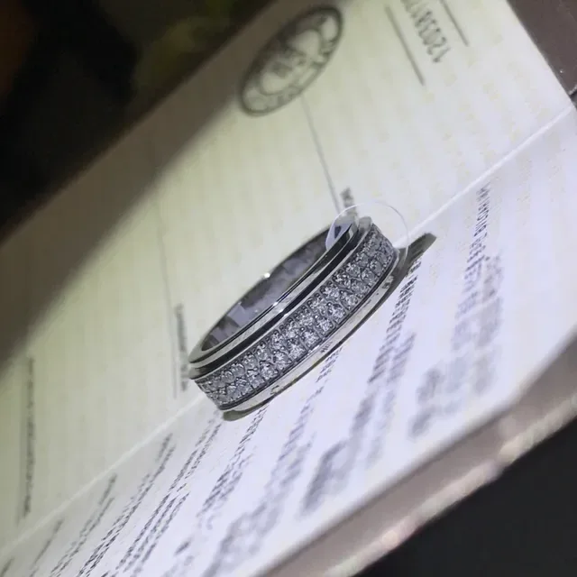 Cartier Bague à Diamants Pavé à Double Bande Rotative 4
