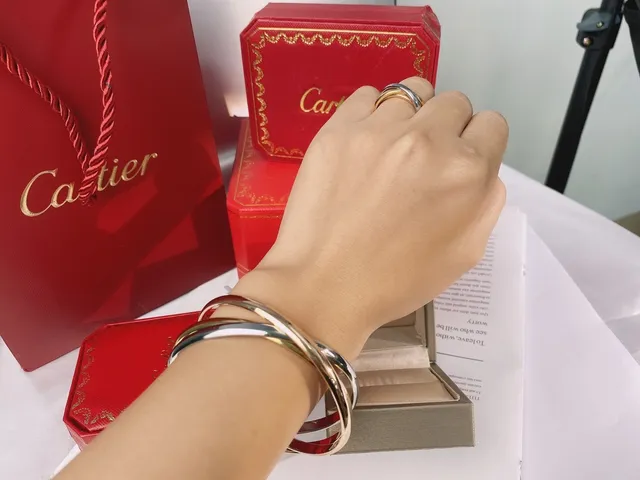 Cartier Trinity সোনা রুপো ত্রিবন্ধ আন্তঃসংযুক্ত ব্রেসলেট 2