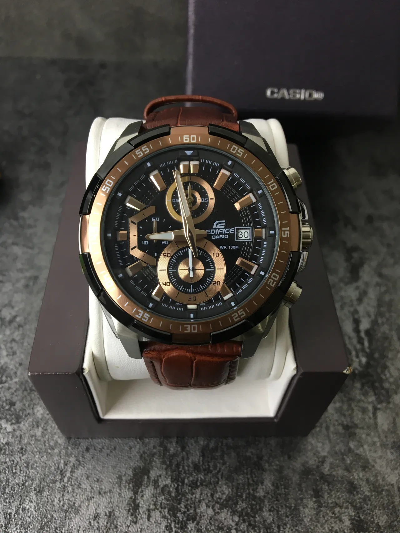 Casio Edifice كرونوغراف وجه أسود حزام جلد بني ساعة كوارتز 2