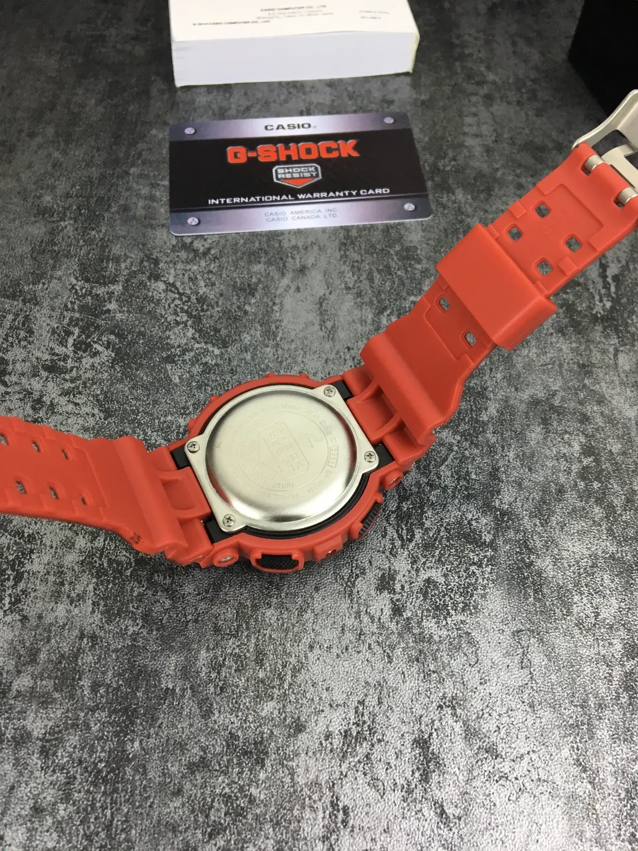Casio G-Shock GA-100 Camouflage Orange Montre Sport 4