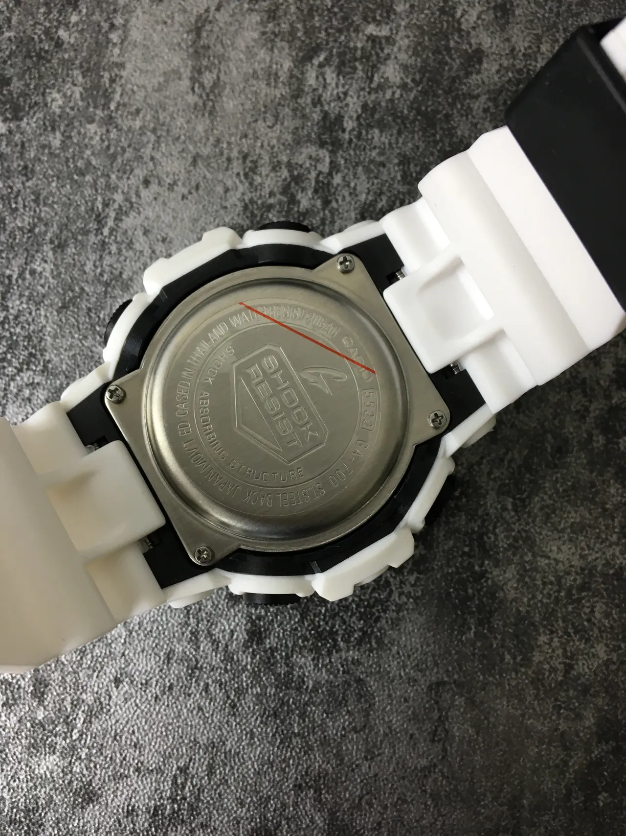 Casio G-Shock GA-100 ساعة رياضية ريزين أبيض 3