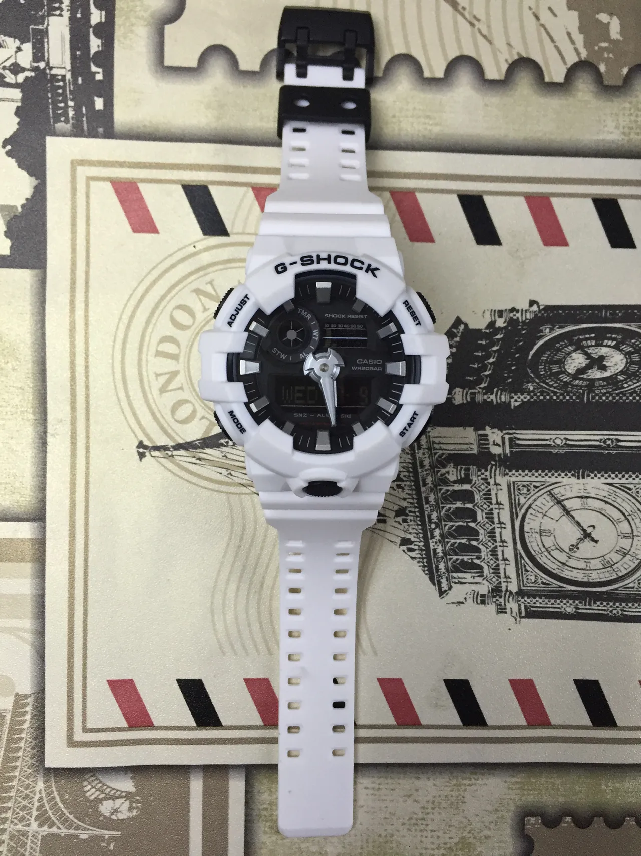 Casio G-Shock GA-100 ساعة رياضية ريزين أبيض 7