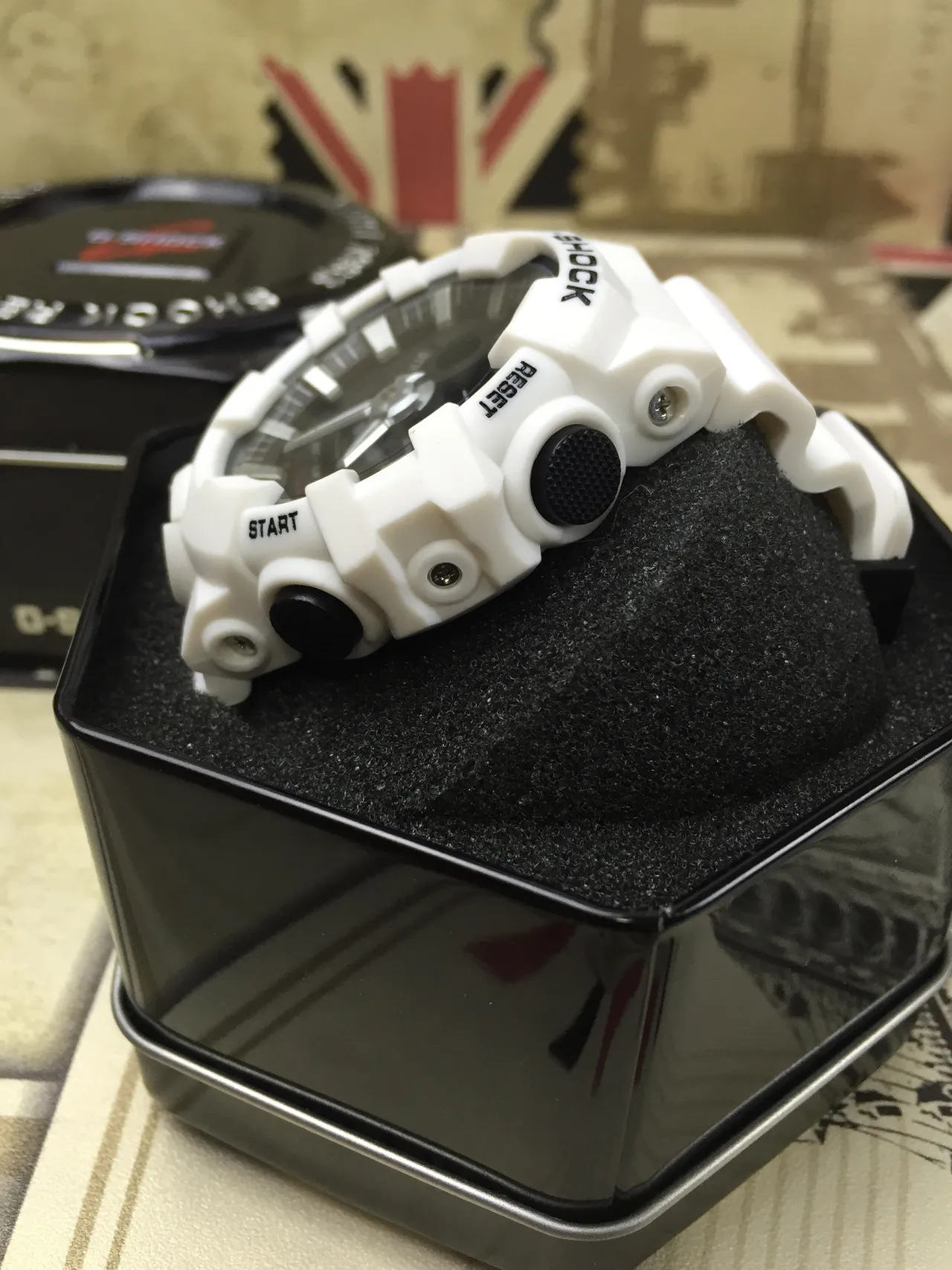 Casio G-Shock GA-100 ساعة رياضية ريزين أبيض 10