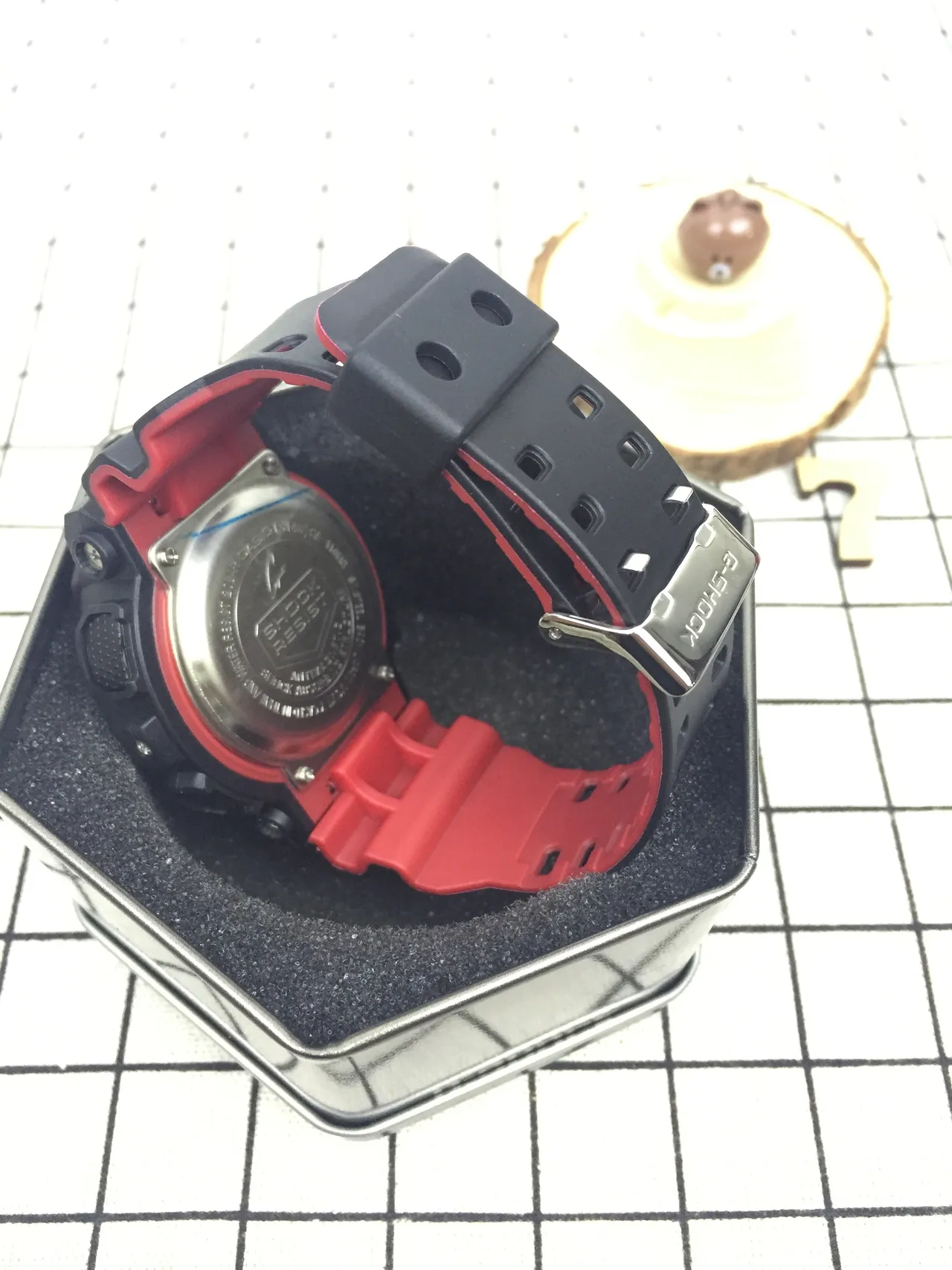Casio G-Shock GA-110 Montre Sportive Noire et Rouge 7