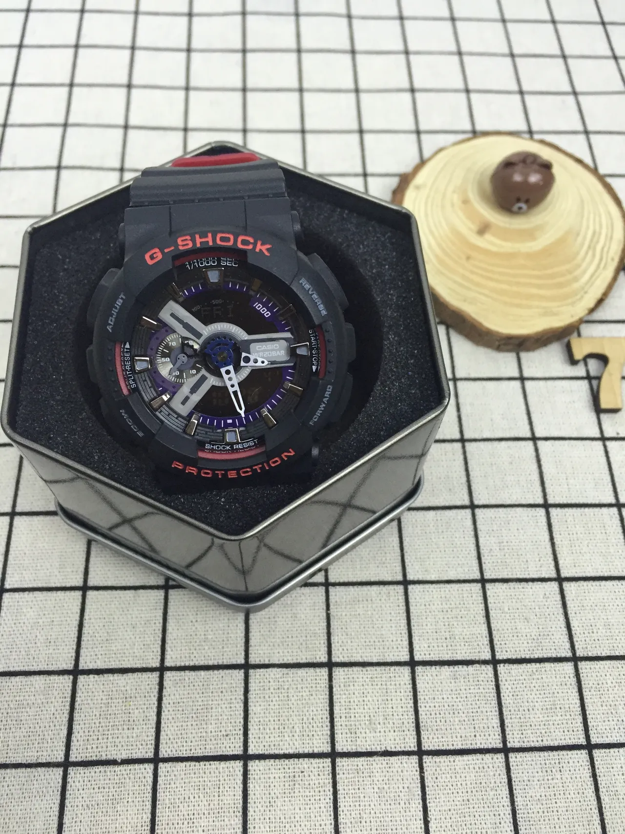 Casio G-Shock GA-110 Montre Sportive Noire et Rouge 10