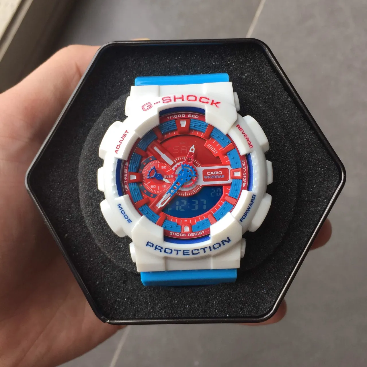 Casio G-Shock GA-110 Branco Azul Vermelho Relógio Esportivo 14