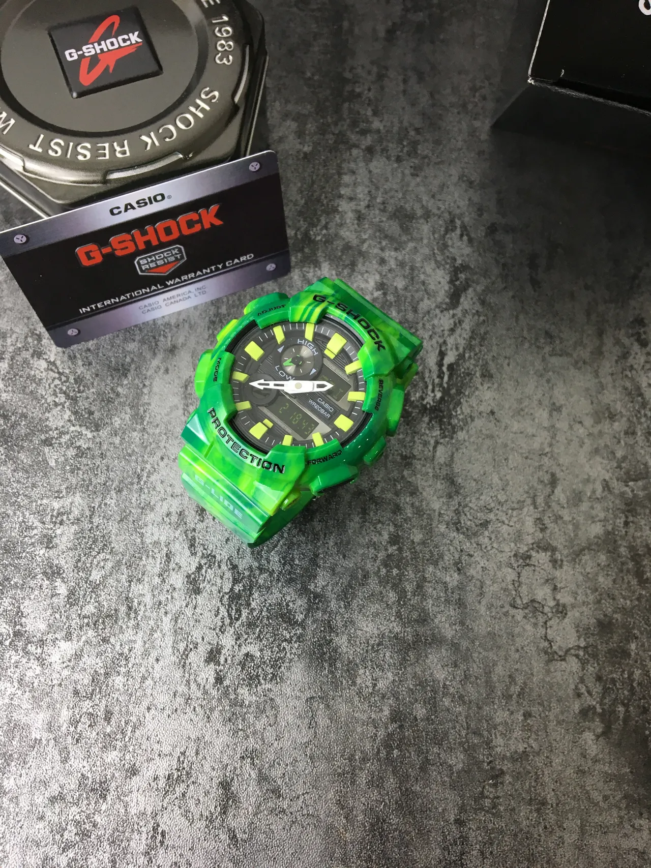 Casio Verde Amarelo translúcido marmoleado resina acentos em negrito relógio 2