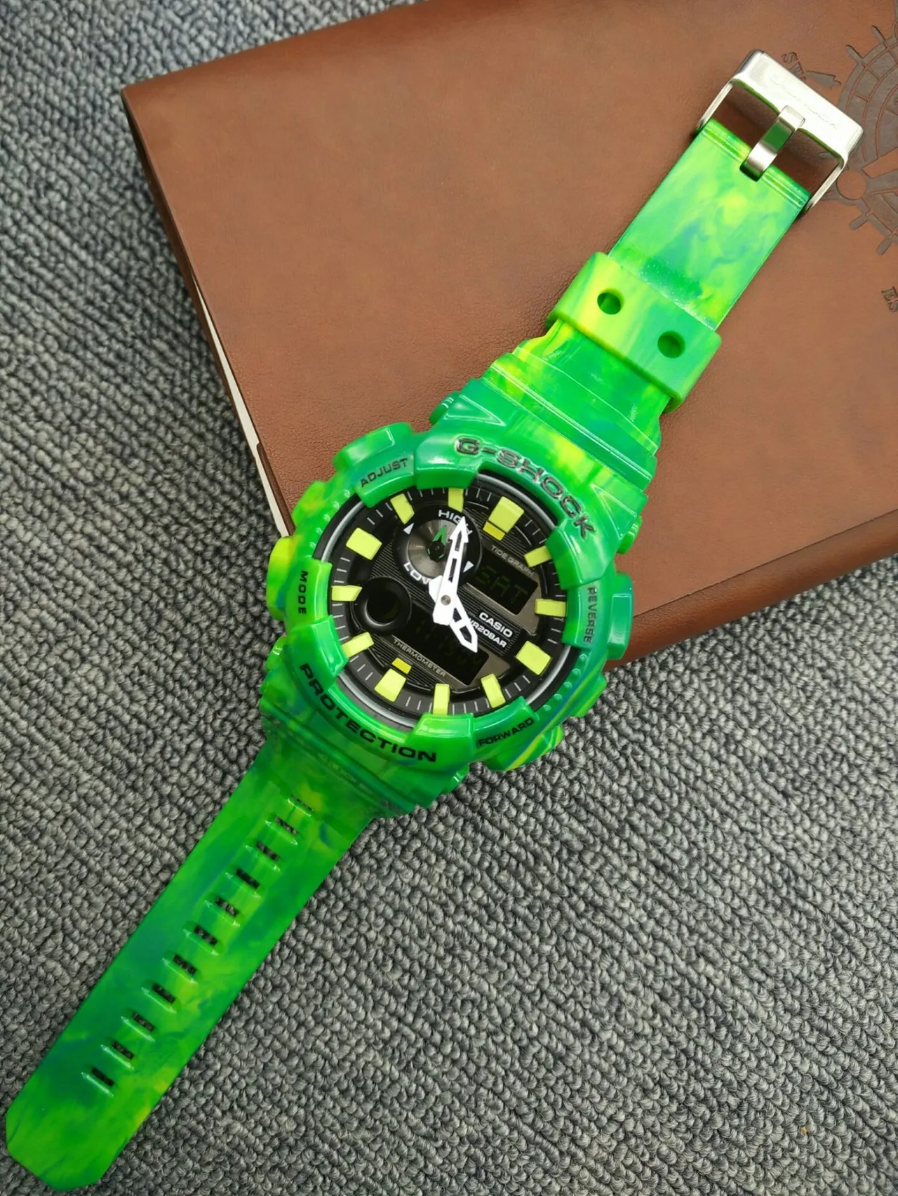 Casio Verde Amarelo translúcido marmoleado resina acentos em negrito relógio 9