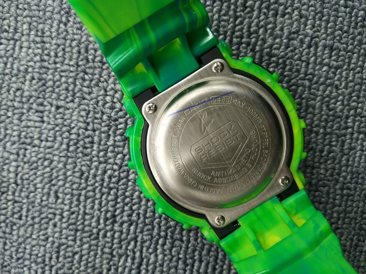 Casio Verde Amarelo translúcido marmoleado resina acentos em negrito relógio 11