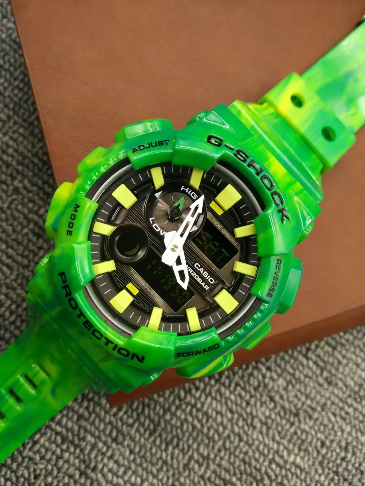 Casio Verde Amarelo translúcido marmoleado resina acentos em negrito relógio 13