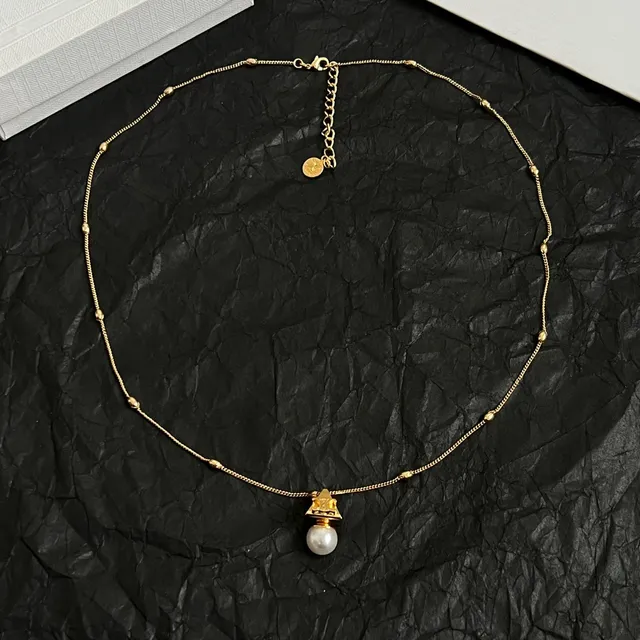 Celine Collier Chaîne à Perles Dorée avec Pendentif Perle 4