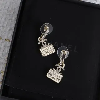 Chanel 包袋图案 水晶 绗缝 耳环