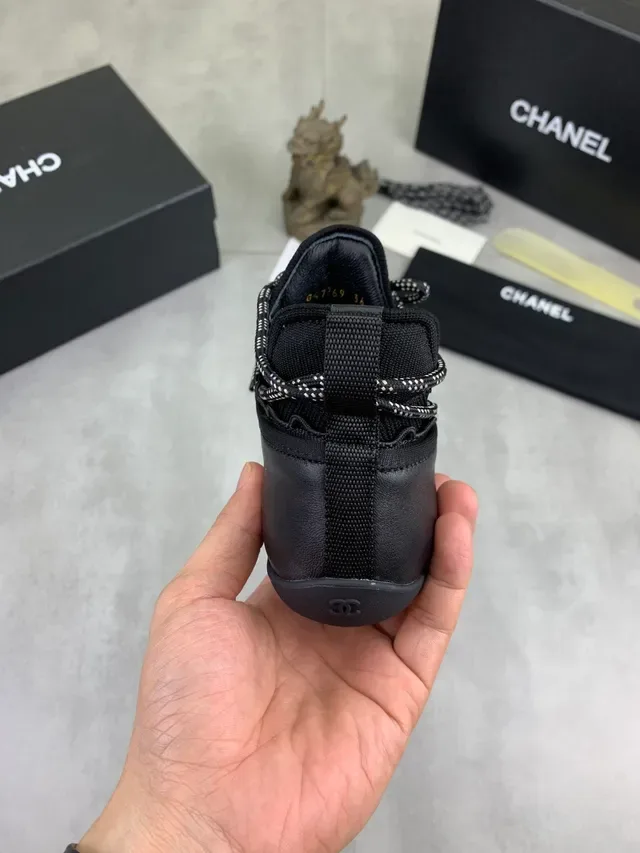 Chanel Black White Knit Upper Leather Toe Cap Lifestyle Sneakers 4