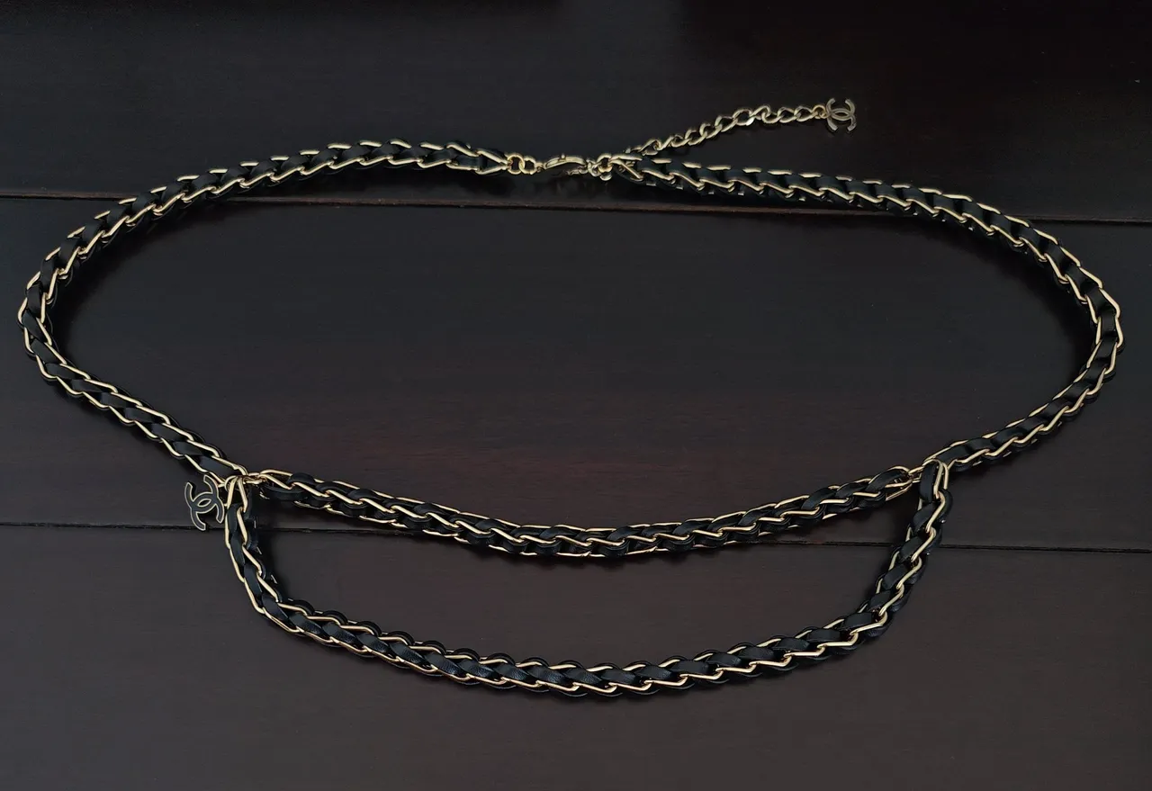 Chanel Braided Leather and Gold-Tone Chain Necklace 4