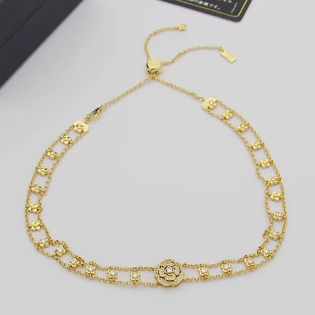 Chanel Camélia Choker রূপালি টোন পাভে জেমস্টোন মালা 4
