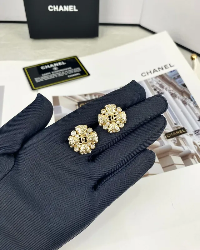 Chanel CC Cross Crystal Gold-Tone Stud Earrings 5