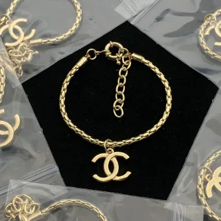 Chanel CC Logo 手链 金色 编织绳链 互锁吊坠手链