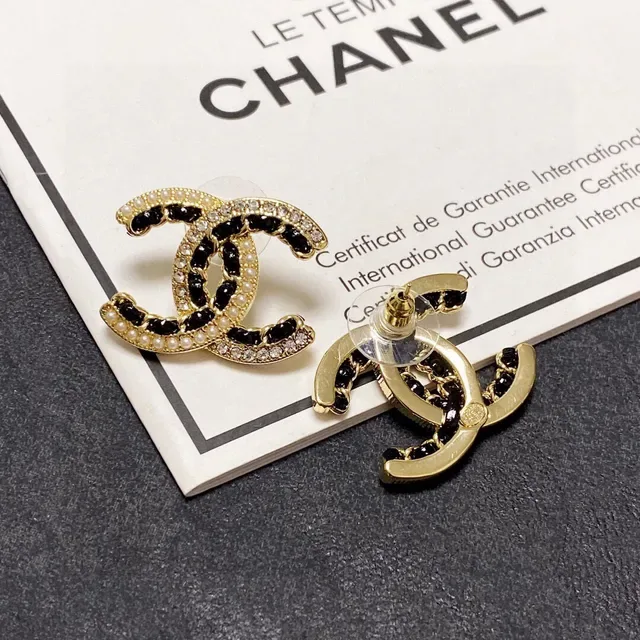 Chanel CC Logo Pearl and Crystal Earrings 8