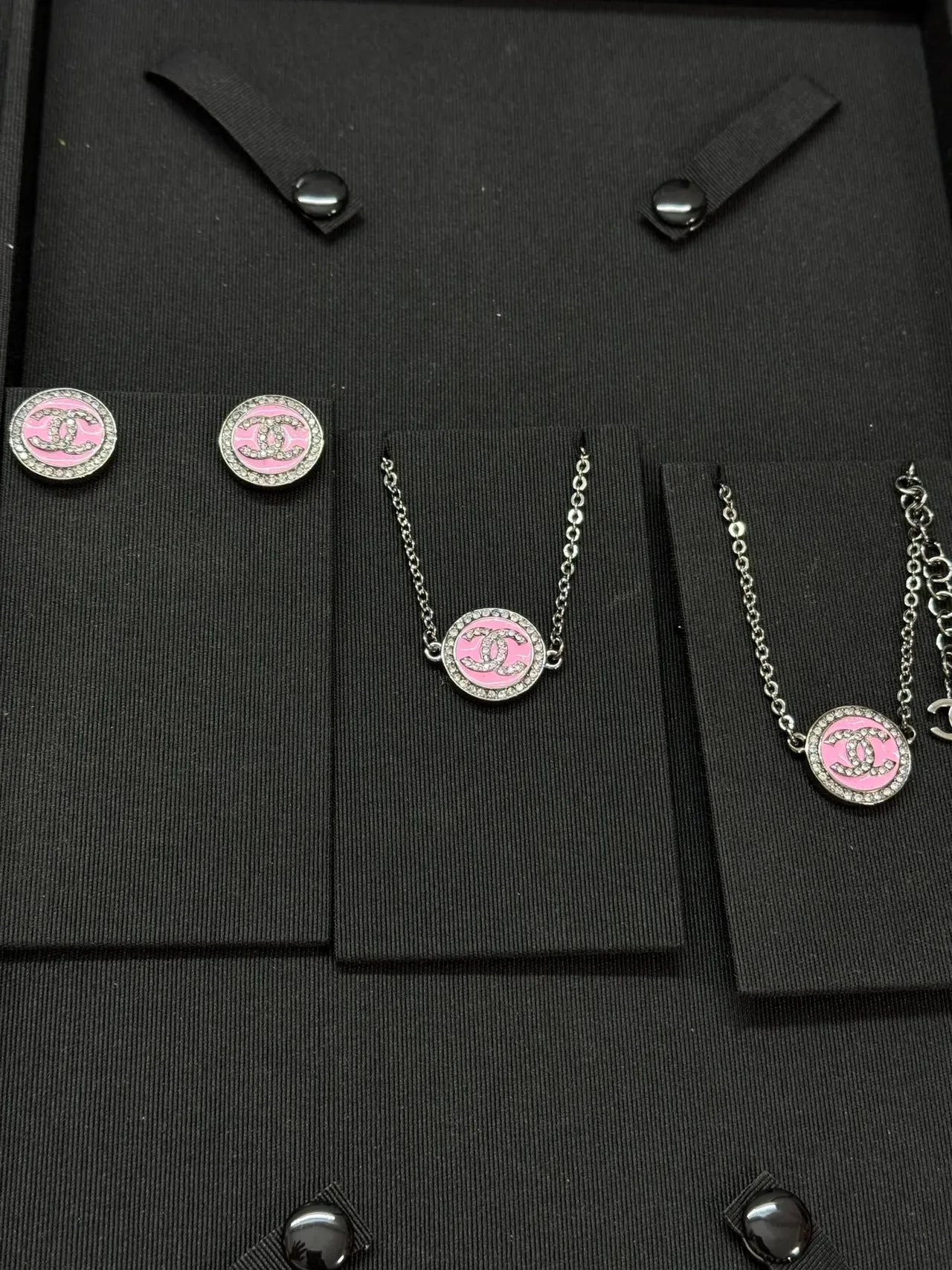 Chanel CC Logo Pendentif Collier Rose Argent Circulaire Émaillé Cristal-Pavé Bélière Collier 6