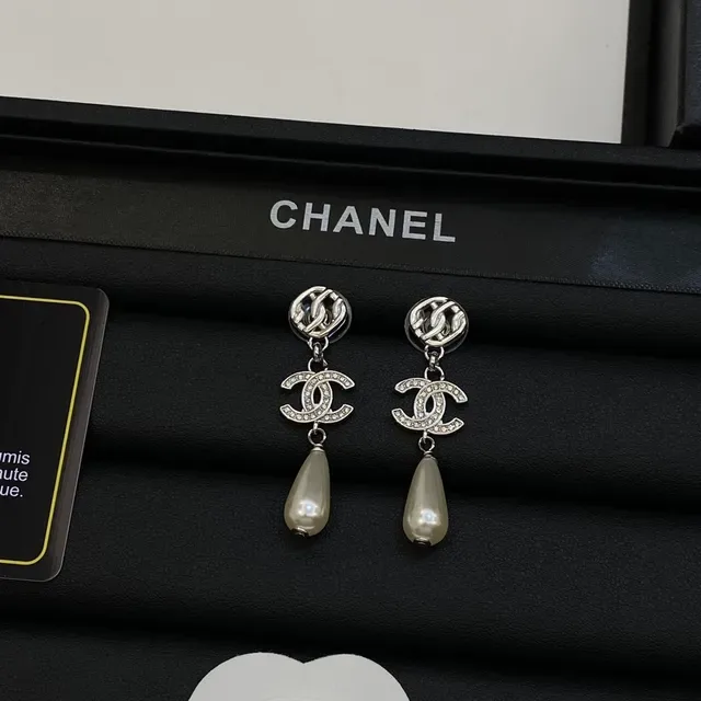 Chanel CC Pearl Drop Silver Gold Interlocking Logo Crystal-Encrusted Earrings 5