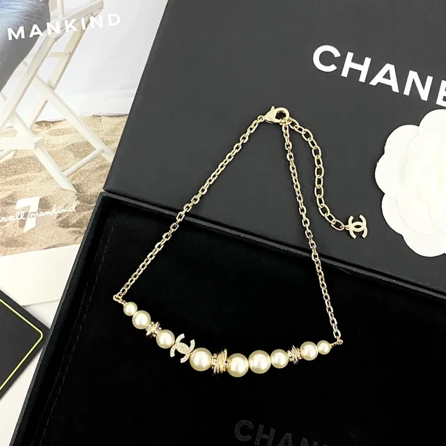 Chanel CC Pearl Necklace Gold-Tone Chain Necklace 5