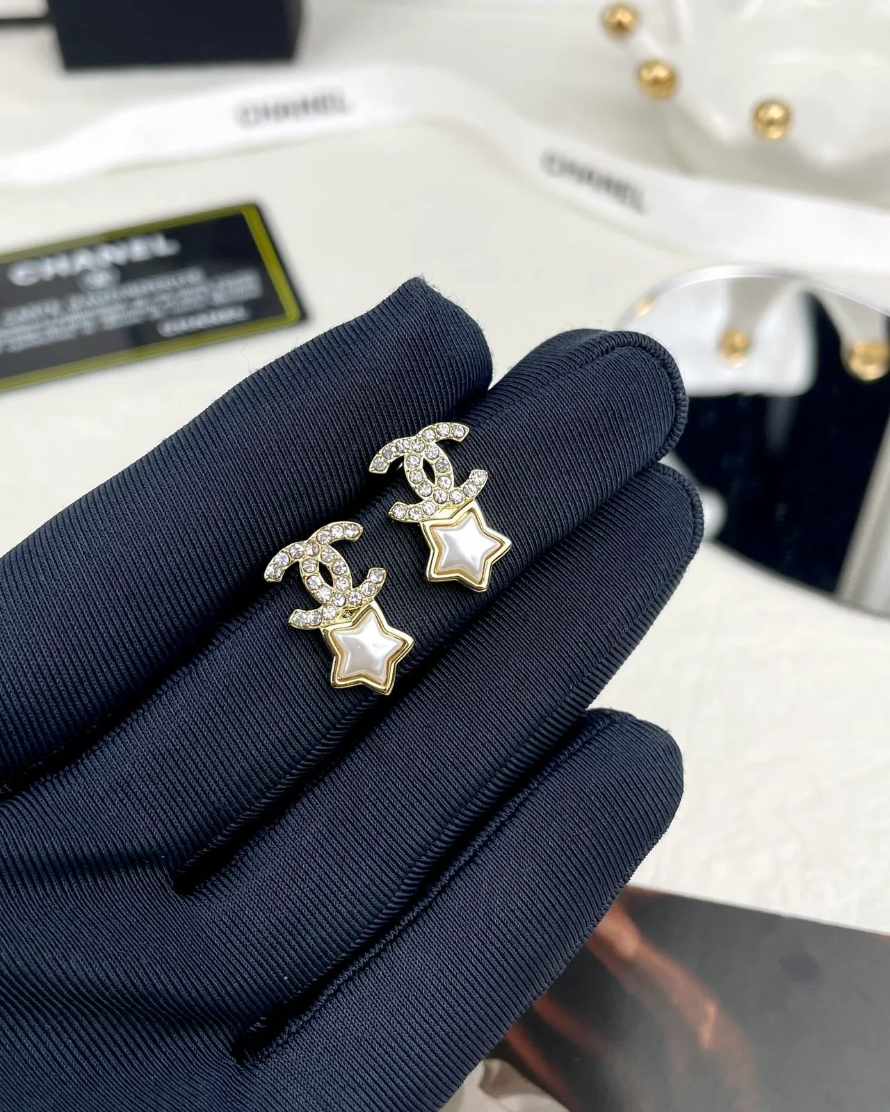 Chanel CC Star Crystal and Pearl Stud Earrings 4