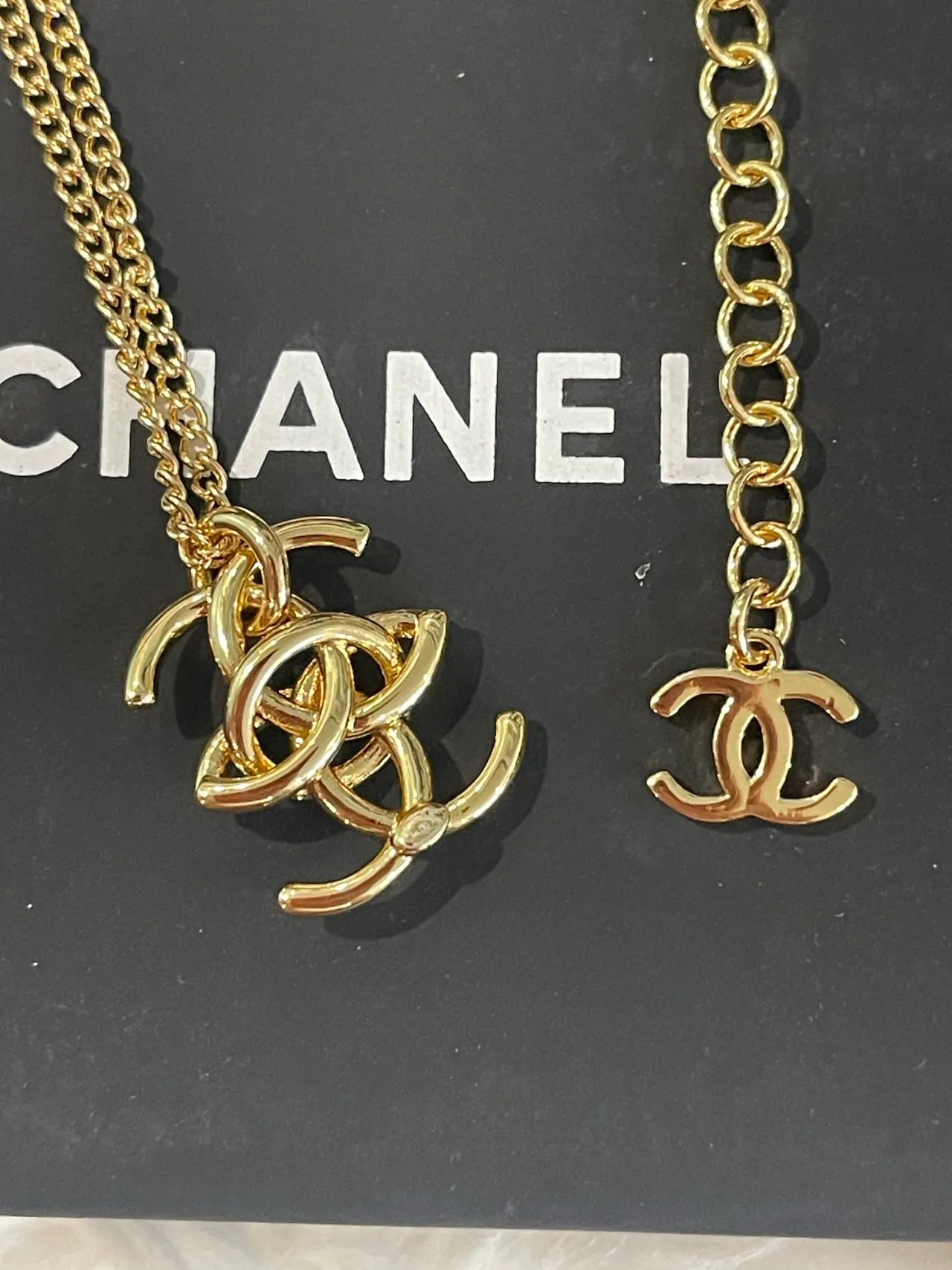 Chanel Interlocking CC Pendant Gold-Tone Necklace 2