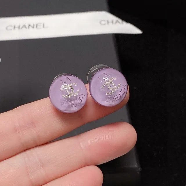 Chanel La Pause Purple Crystal CC Stud Earrings 4