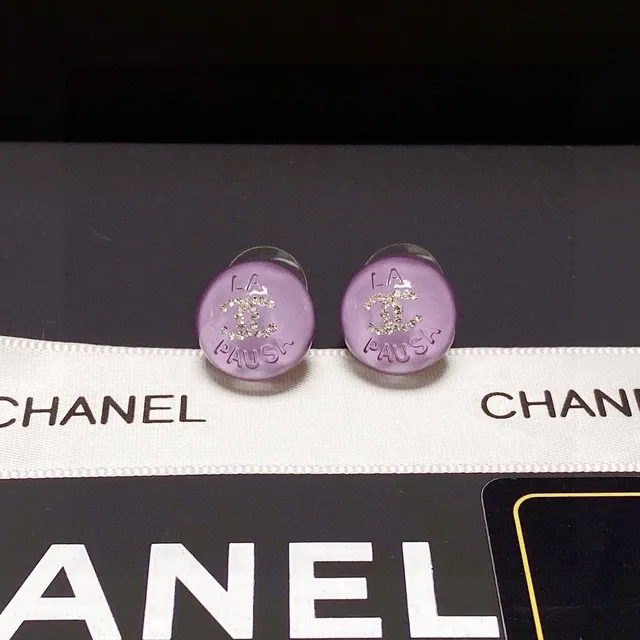 Chanel La Pause Purple Crystal CC Stud Earrings 5