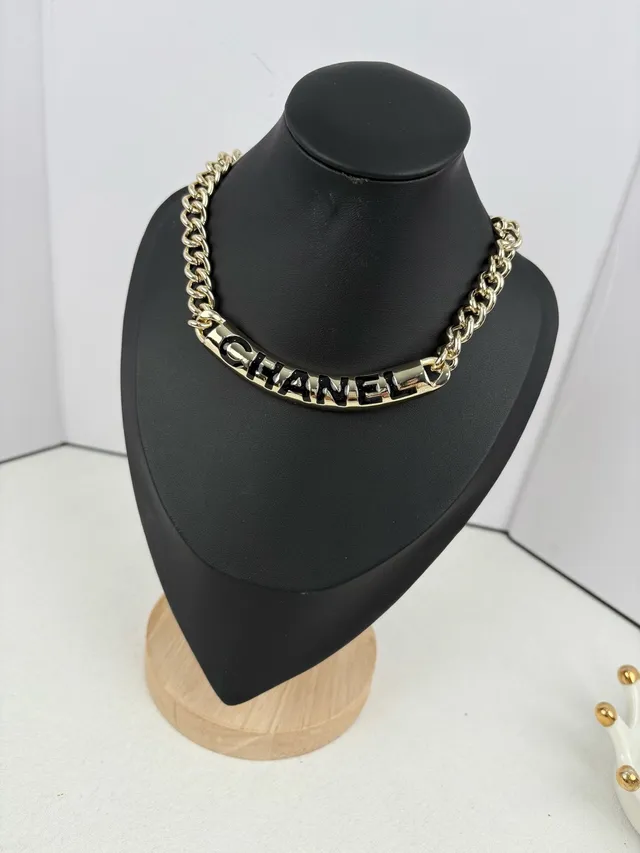 Chanel लेटरिंग नेकलेस सोना सफेद कर्ब चेन एनामेल नेकलेस 4