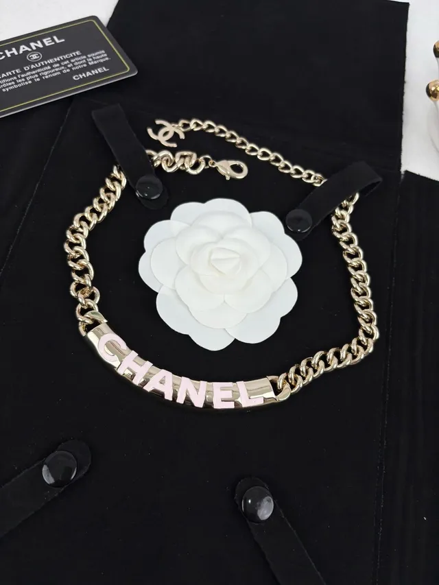 Chanel लेटरिंग नेकलेस सोना सफेद कर्ब चेन एनामेल नेकलेस 6