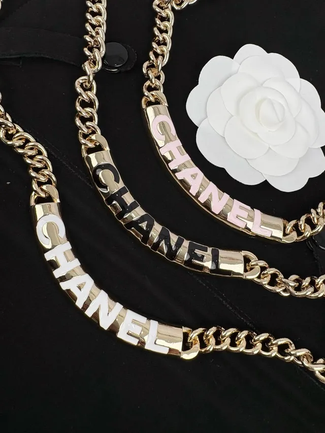 Chanel लेटरिंग नेकलेस सोना सफेद कर्ब चेन एनामेल नेकलेस 8