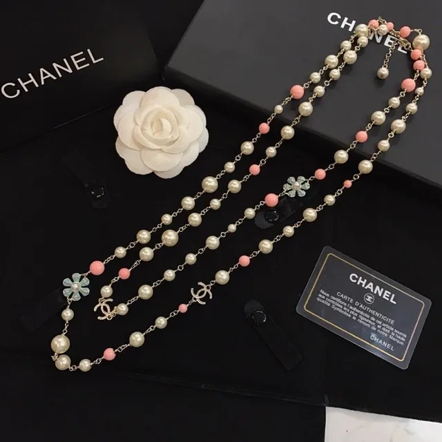 Chanel Collier Perles Longues Beige Rose Multi-Strand Collier de Perles 2