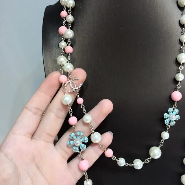 Chanel Collier Perles Longues Beige Rose Multi-Strand Collier de Perles 5