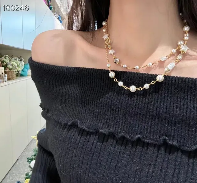 Collier Chanel Perles et Étoile Charm Or 2